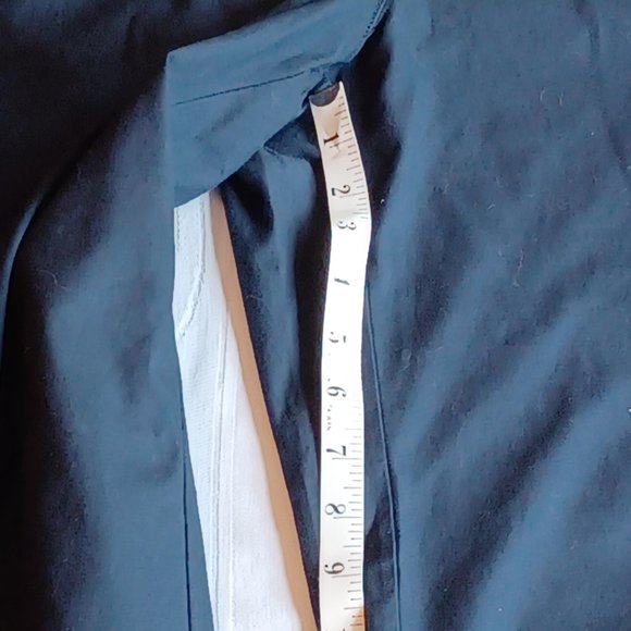 Vineyard Vines pants - Picture 8 of 9